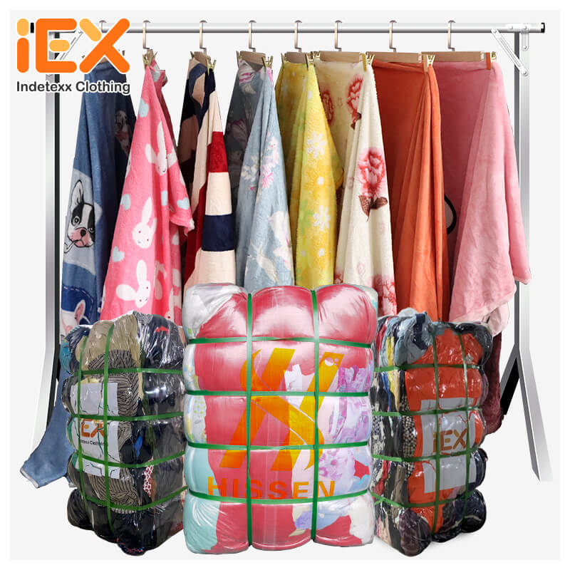 Secondhand Thin Blanket