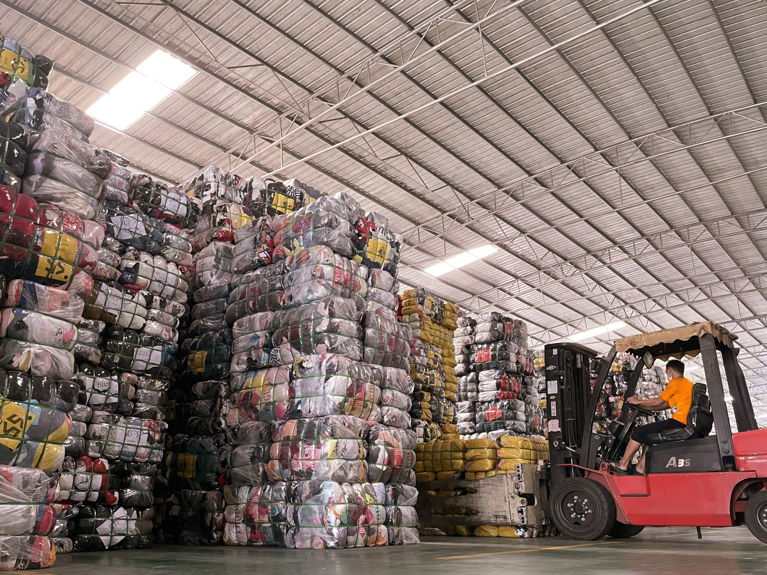Top Used Clothing Wholesaler in Togo