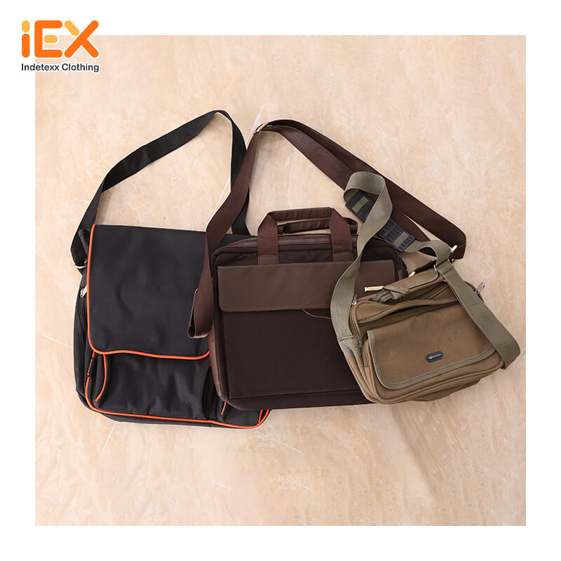 https://www.indetexx.com/wp-content/uploads/2022/09/clothes-bag-1.jpg