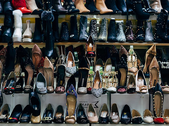Where To Sell Used Shoes Online and Offline Indetexx