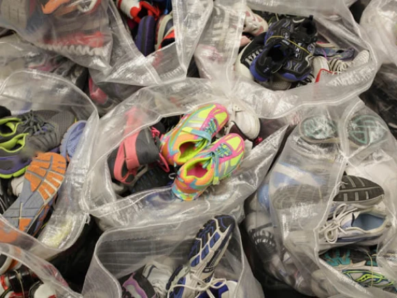mixed used shoes in bulk packed in good order