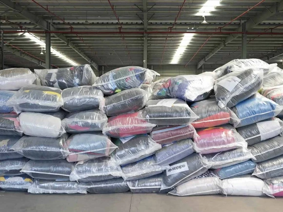 Large inventory of brand used clothing bales for quick order fulfillment