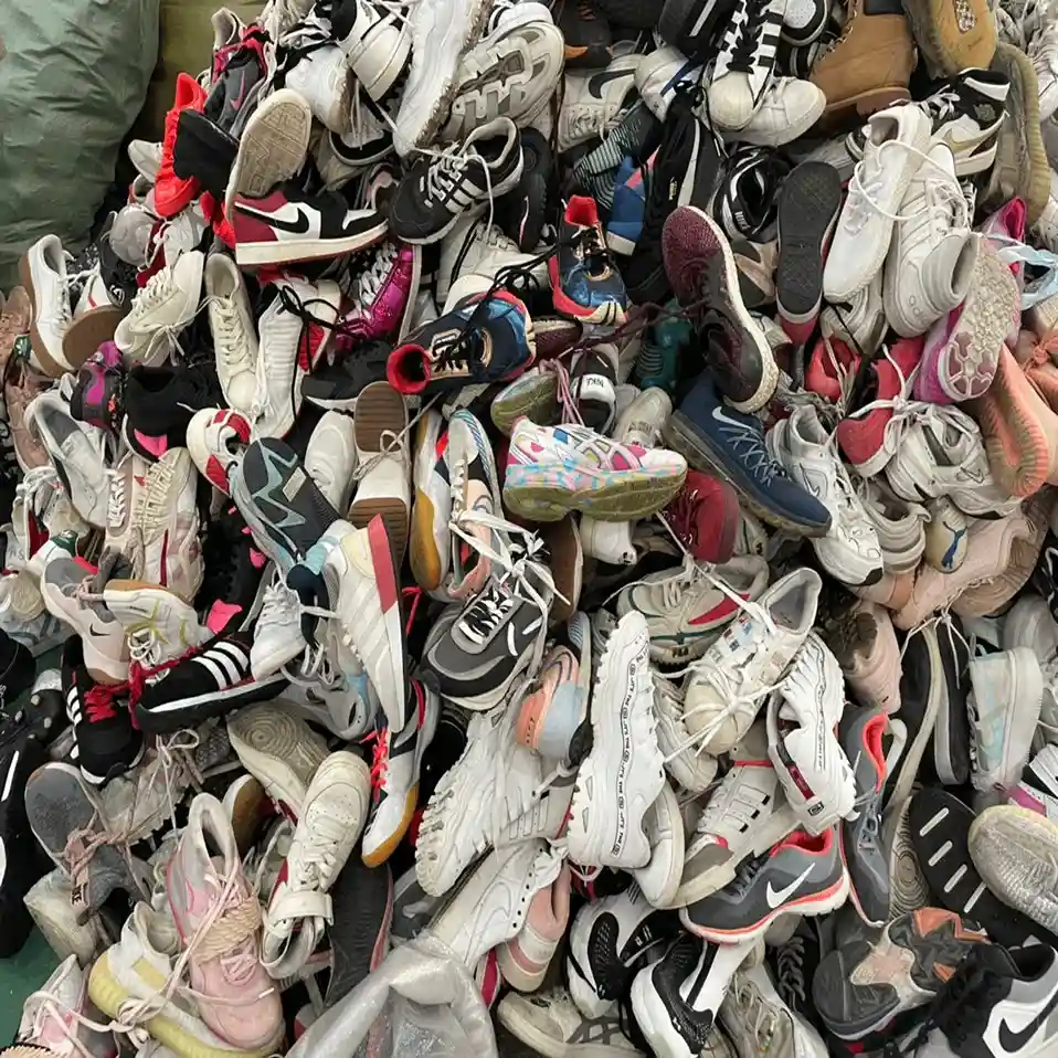 used branded shoes stock