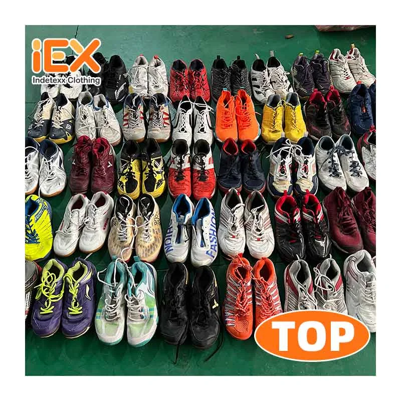 Wholesale Used Chinese Badminton Shoes Sneakers (3)