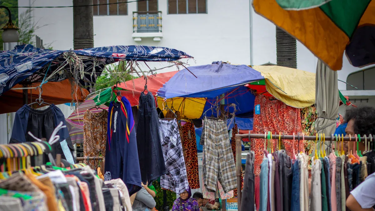 Tips for Successful Secondhand Shopping and Reselling