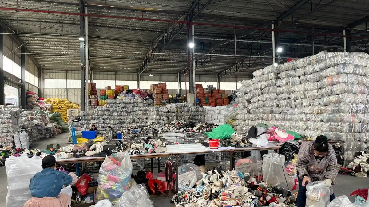 Used Shoes Factory of Indetexx (1)