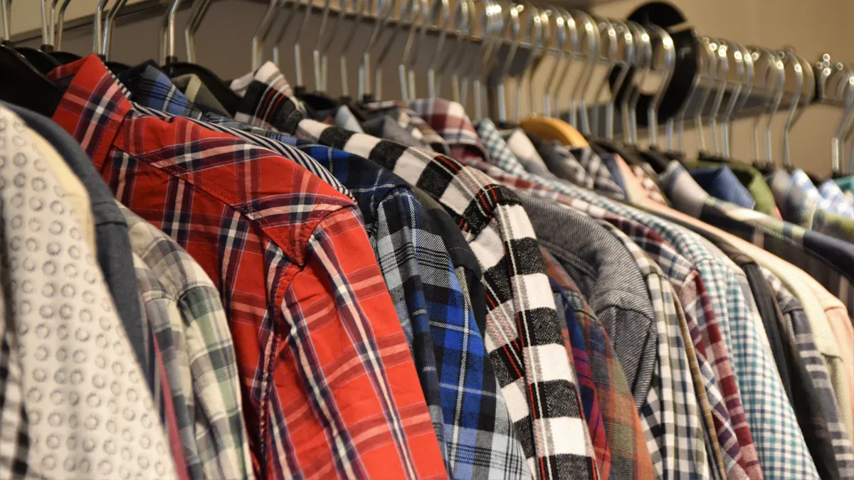 Key Differences Between Grade A and B Used Clothes