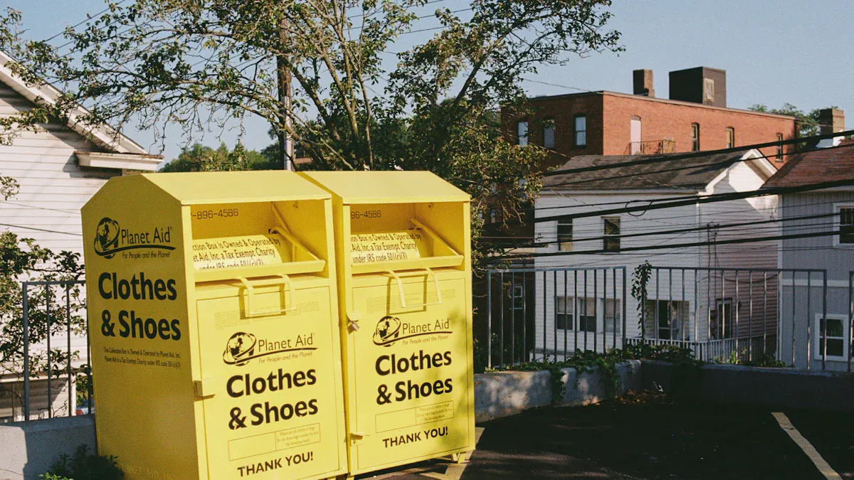 Benefits of Used Clothing Containers