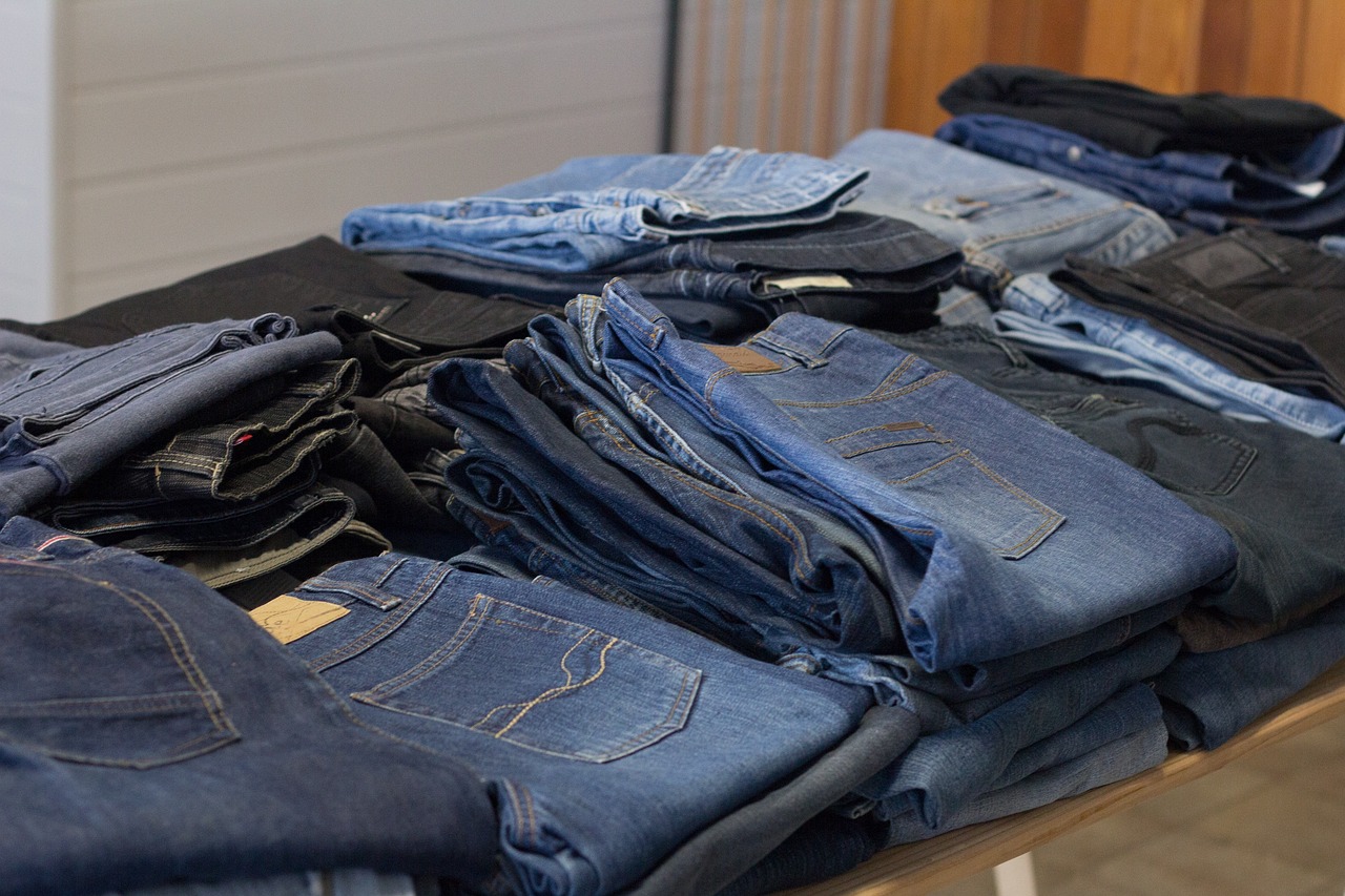 Grading Systems for Second-Hand Clothing