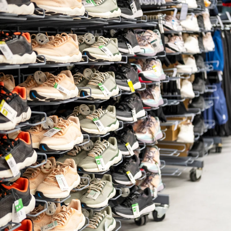 Nike Liquidation Pallets vs Second Hand Nike Shoes