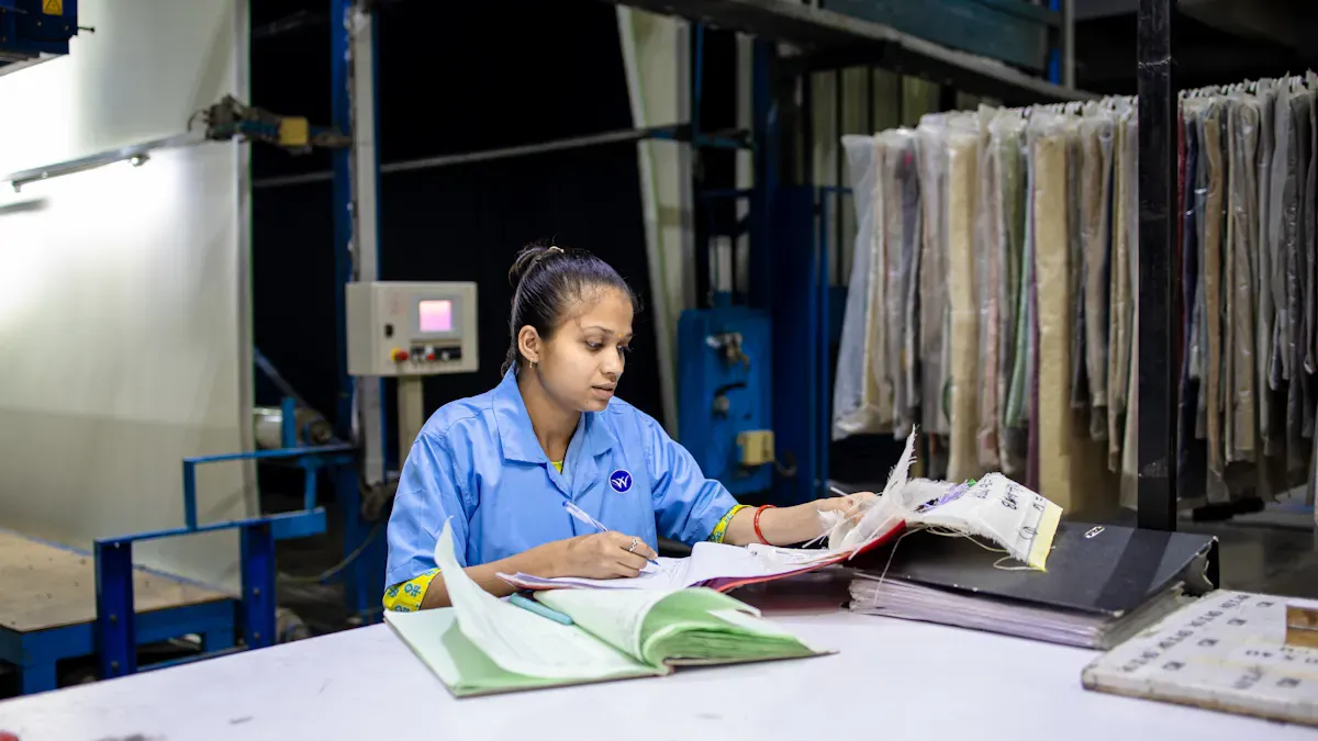 Transparency in Second-Hand Clothing Supply
