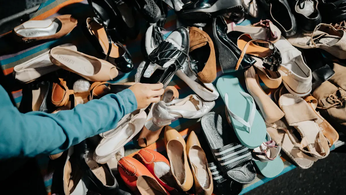 Sourcing Second-Hand Shoes in Bulk
