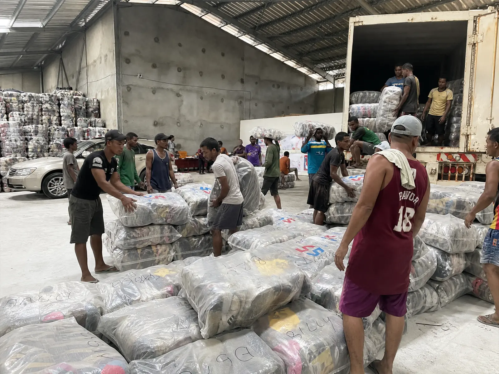 used clothing warehouse